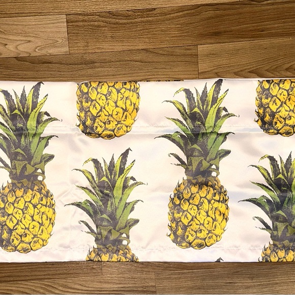 Pineapple Window Valance - NWT - Picture 2 of 4